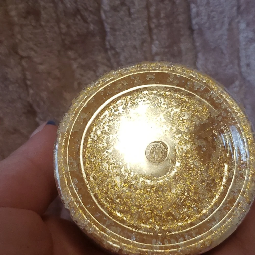 Homemade mango sugar scrub - Picture 2 of 3